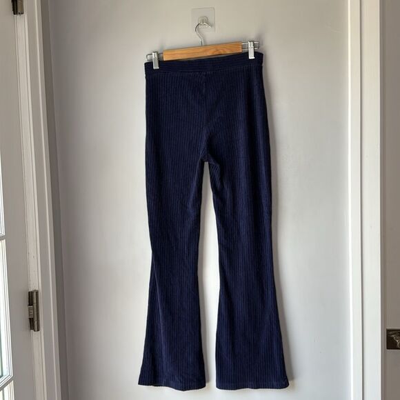 Urban Outfitters Cassidy Velvet Kick Flare Pant Blue - Picture 4 of 9